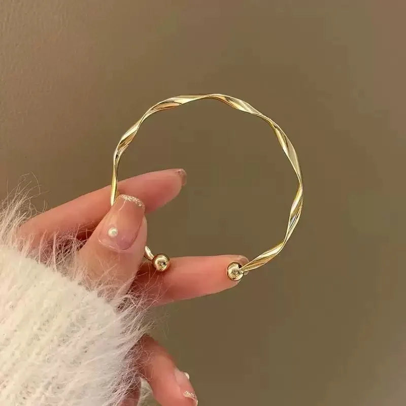 Minimalist Geometric Adjustable Bracelet ✨