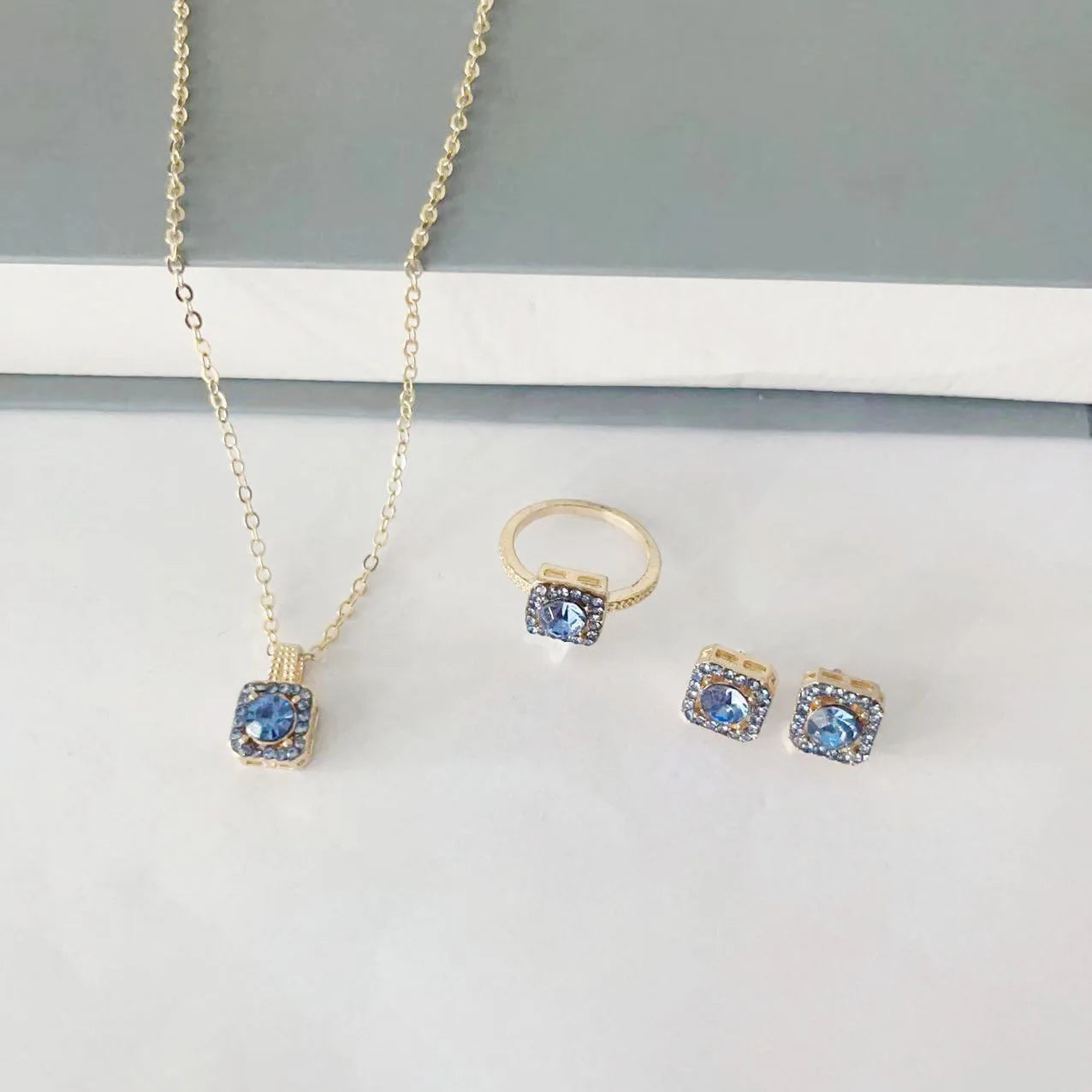 Luxury Cube 3-Piece Jewelry Set ✨